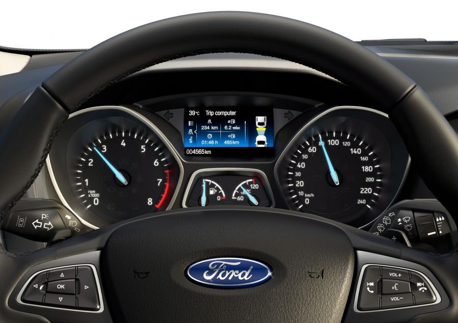  Ford Focus Sedan 2015 года  (CN) (фото 3 из 4)
